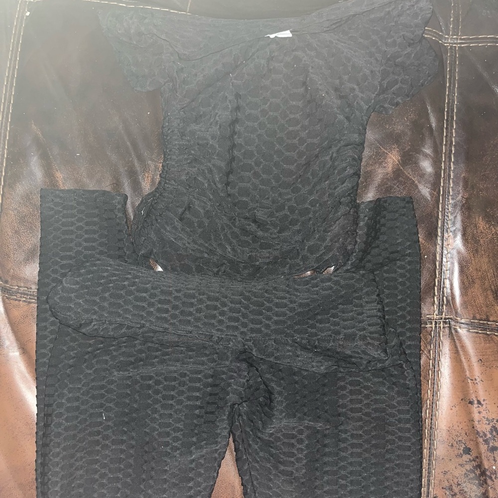 Chic Black Textured Outfit